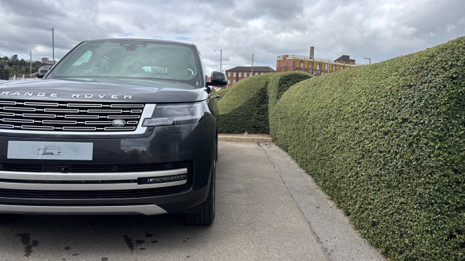 Land Rover Range Rover 3.0 P460e Autobiography 4dr Auto Estate - Image 42